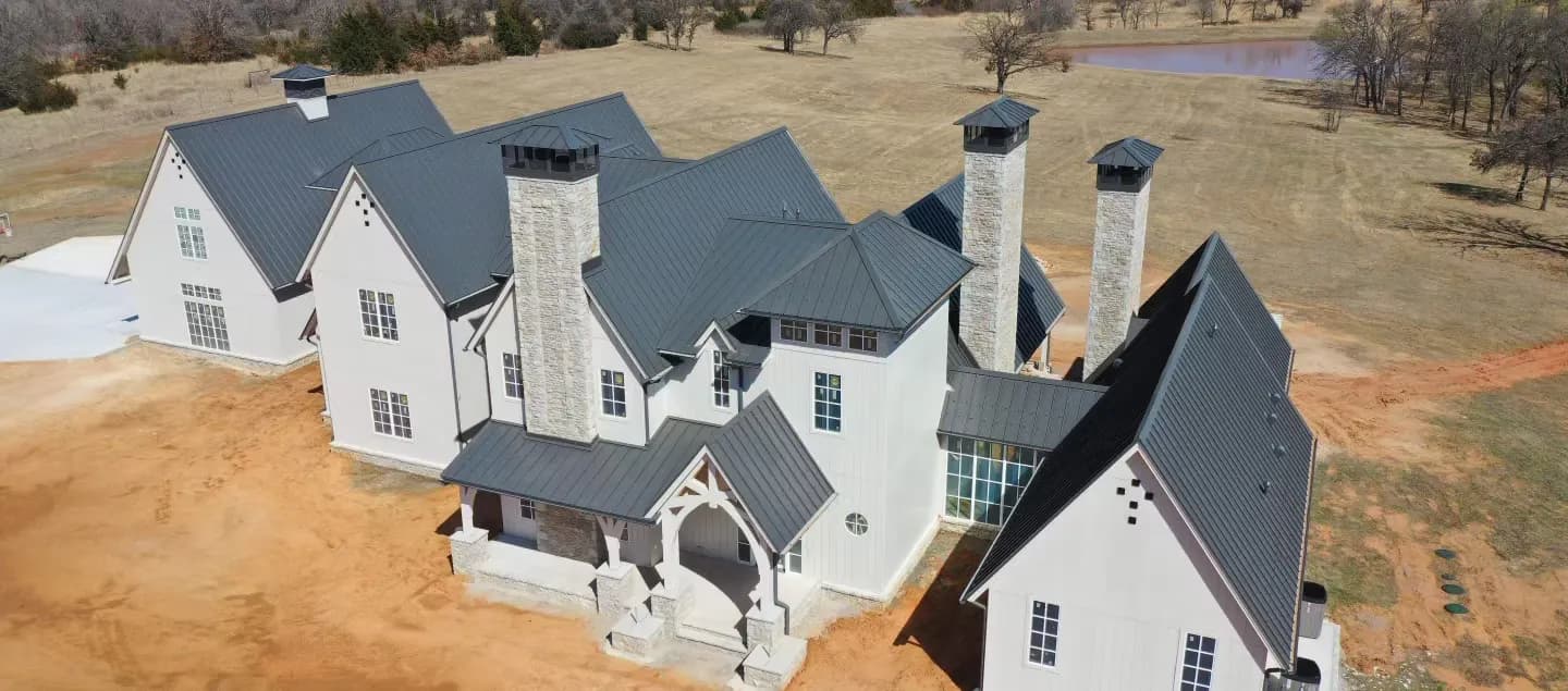 McRay Roofing & Exteriors LLC business background image